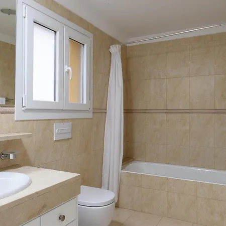 Seraph By On Travel Vila Oliva