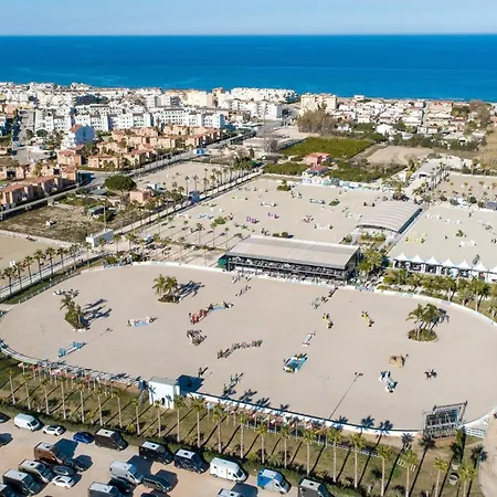 Seraph By On Travel Vila *