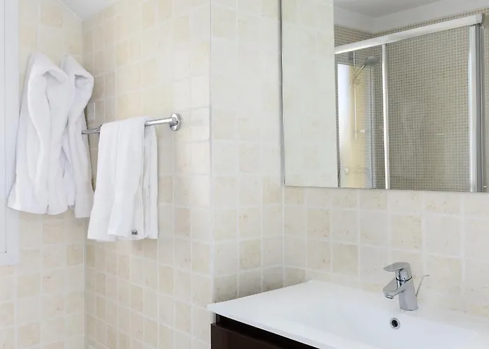 Seraph By On Travel Villa